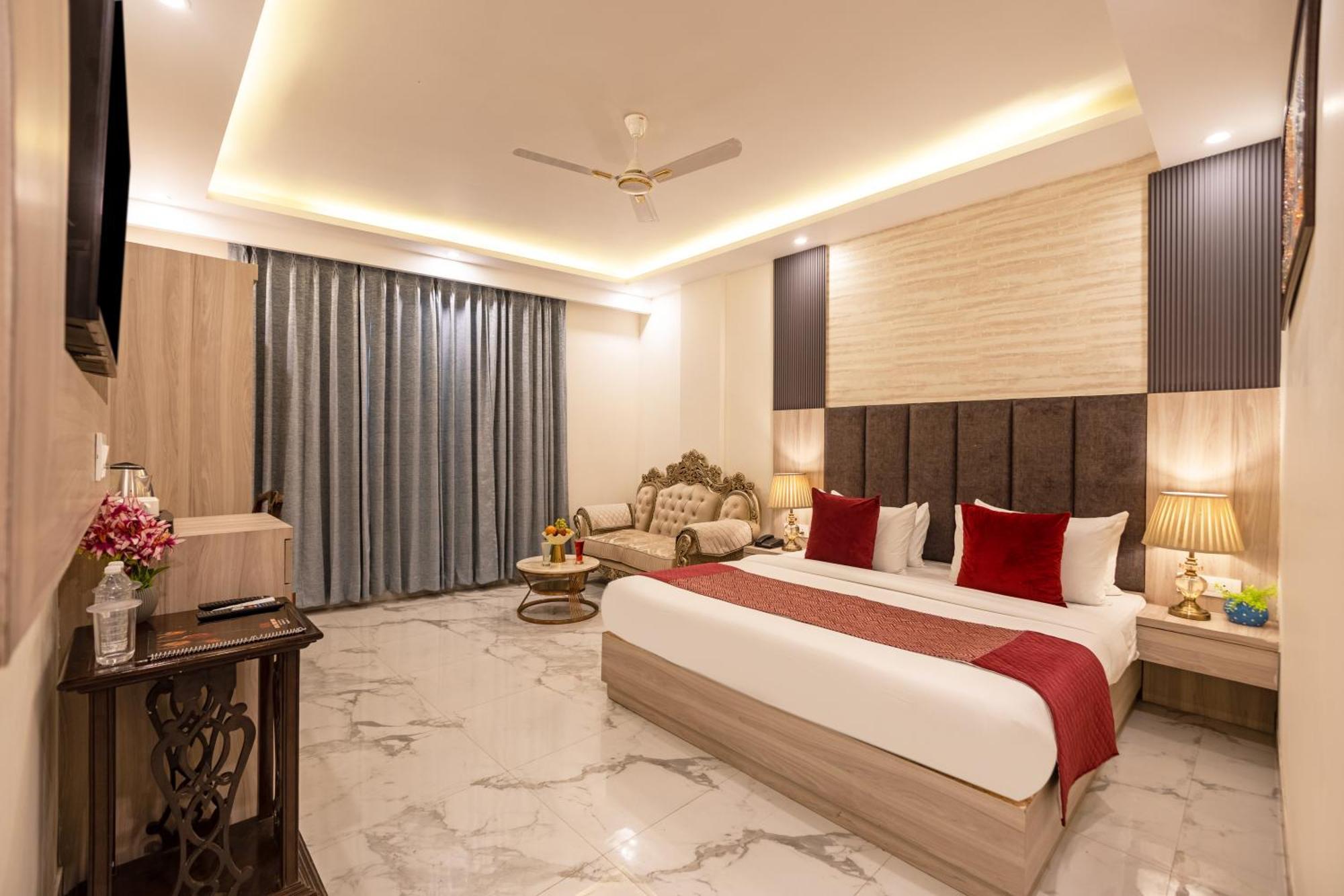Ginger Palace Delhi Airport 4* New Delhi