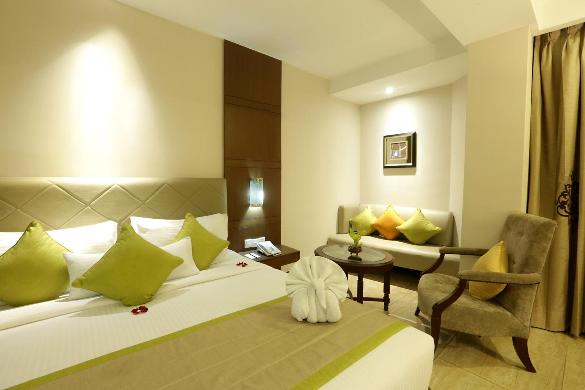 Ginger Palace Delhi Airport 4*